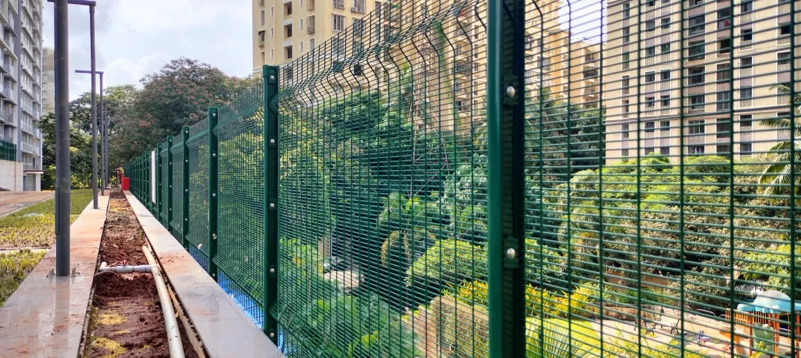 UNICO SHIELD Fencing